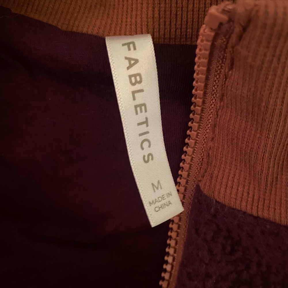 Fabletics sweater - Picture 10 of 13